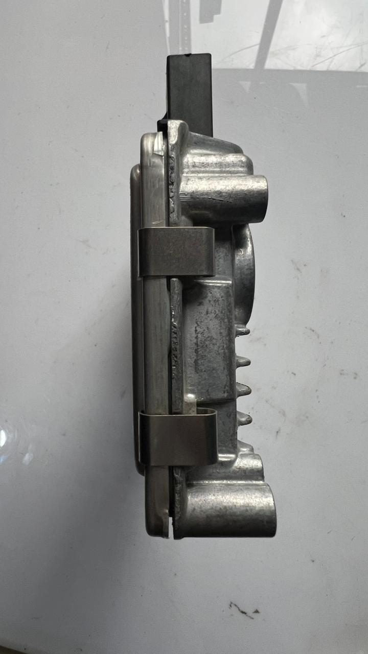 12-18 BMW 650i Active Steering Control Unit 6796392 F10, F01, F02, F06, F07, F11