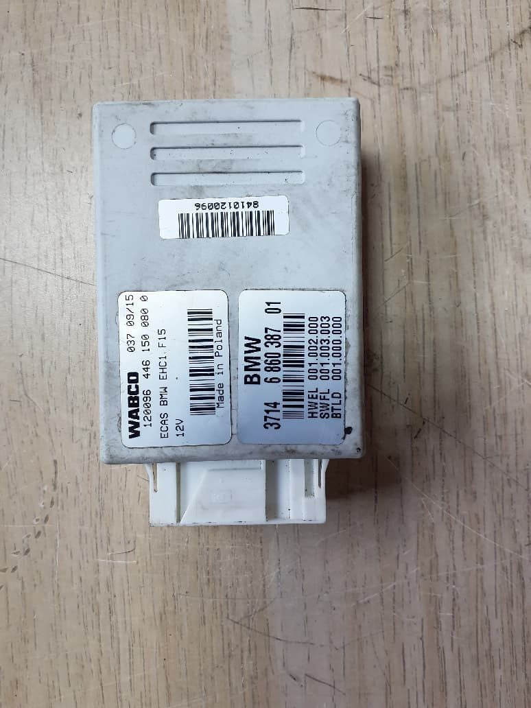 2013-2018 BMW X5 Air Suspension Control Unit 6860387 F15 and X6 F16