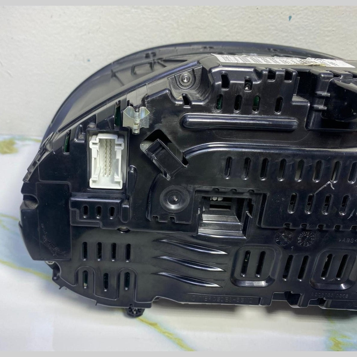 Benz Instrument Cluster A2059001930
