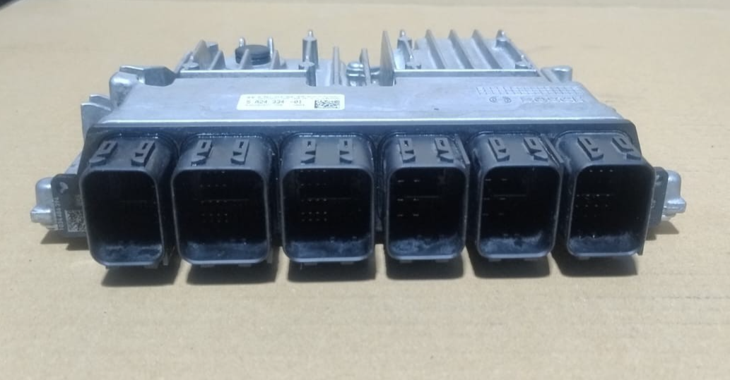 BMW F40 M135I XDRIVE X3 ENGINE COMPUTER BODY CONTROL ECU ECM DME BDC 5A24334