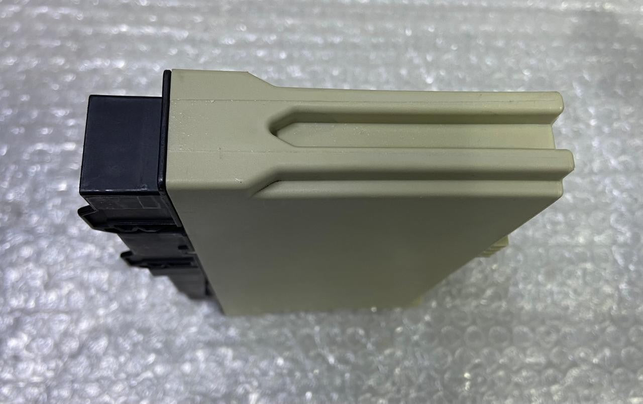 OEM BMW F30 320i FRONT LEFT DRIVER SEAT MEMORY CONTROL MODULE 9483825