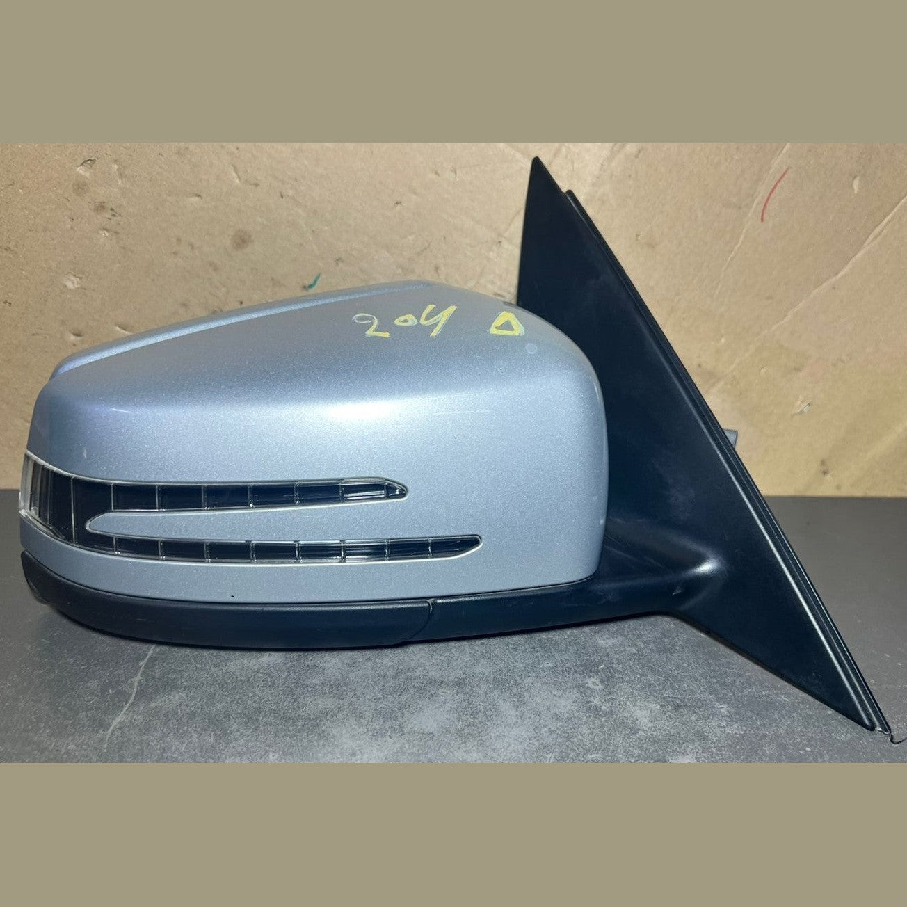 10-12 Mercedes-Benz W204 C-Class Right Side Mirror OEM Foldable w/ Signal Light