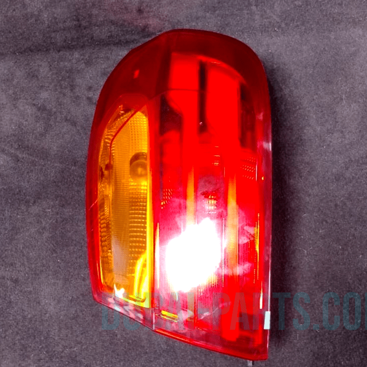 BMW O/S F32 F82 M4 Rear Lamp  Light Side Panel Right  Tail light 7296098 4 SERIE
