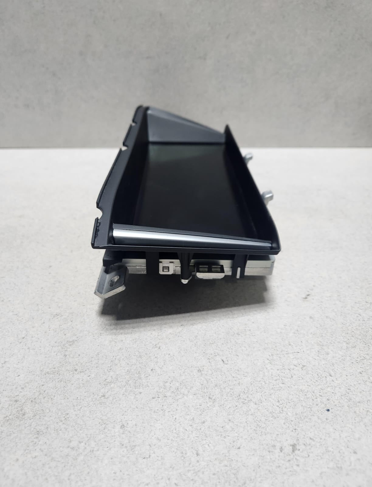 BMW Central Information Display Screen Monitor 9284970 7 Series F01 F02 LCI
