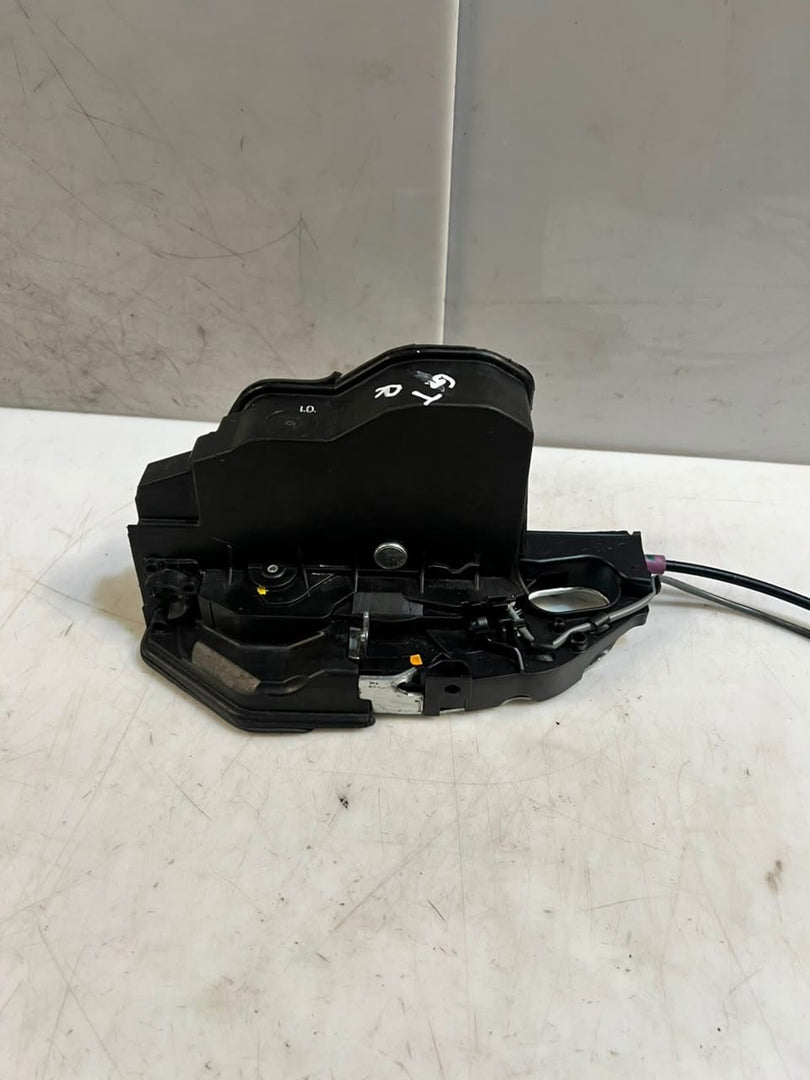BMW 5' F07 Gran Turismo Door Lock Complete Front Right Auto Soft Close 7148476