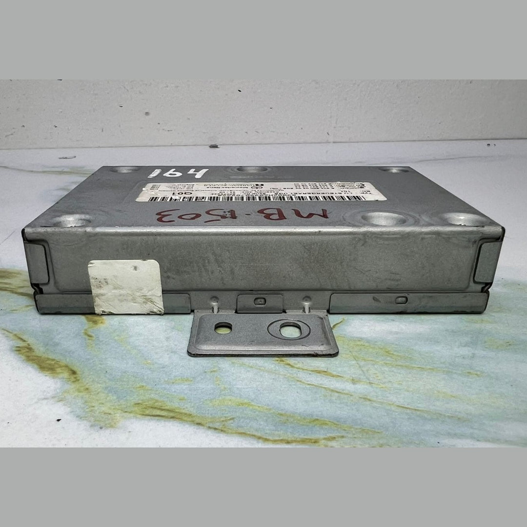 2010 Mercedes-Benz B200 Media Interface Control Module A2049000300 E-Class W212 