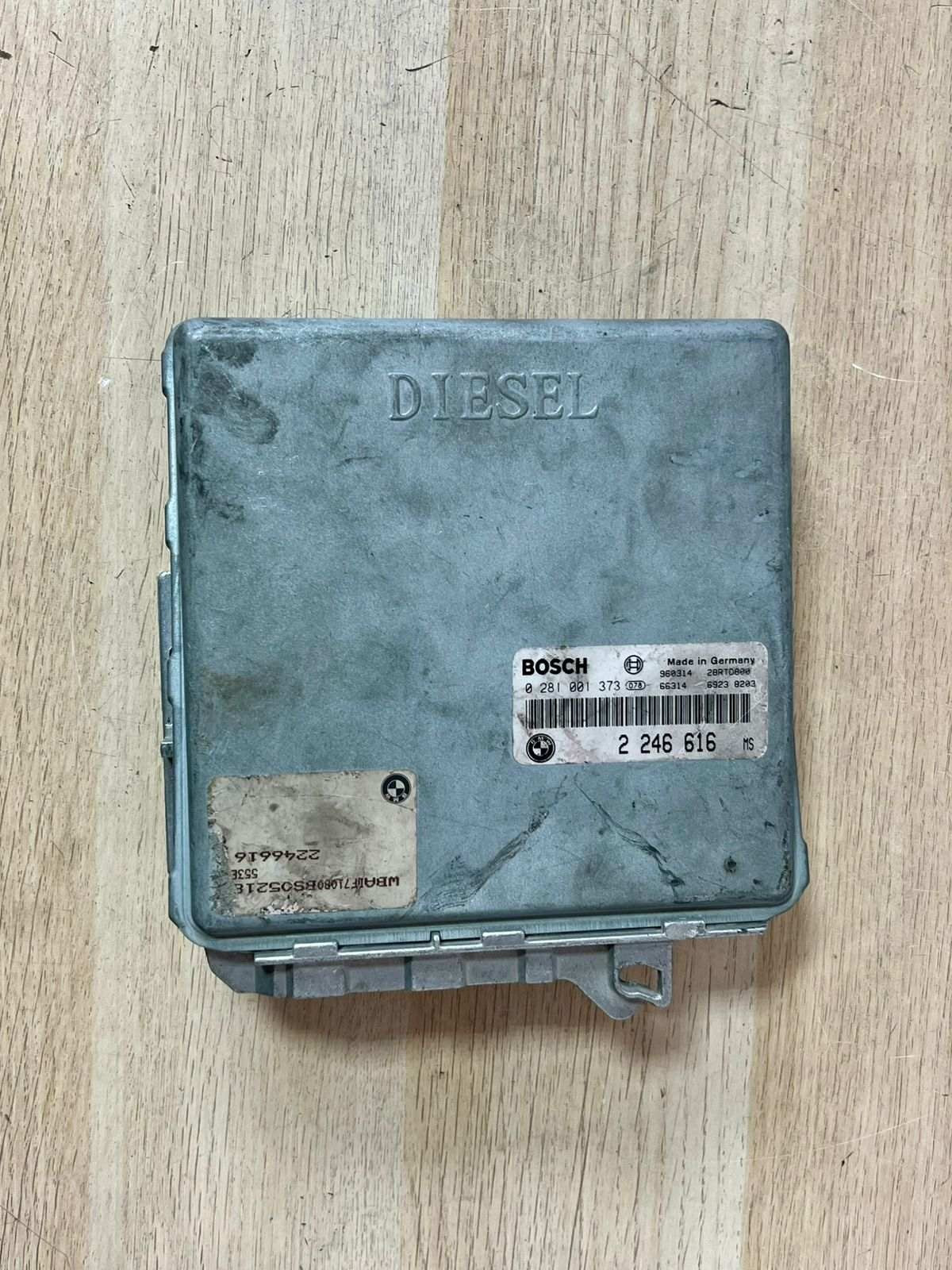 2246616 0281001373 Engine control unit/module ECU Fits for BMW 7 E38 