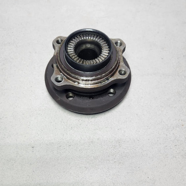 2020 BMW M8 Wheel Hub With Bearing 7857069 M8 Competition front 