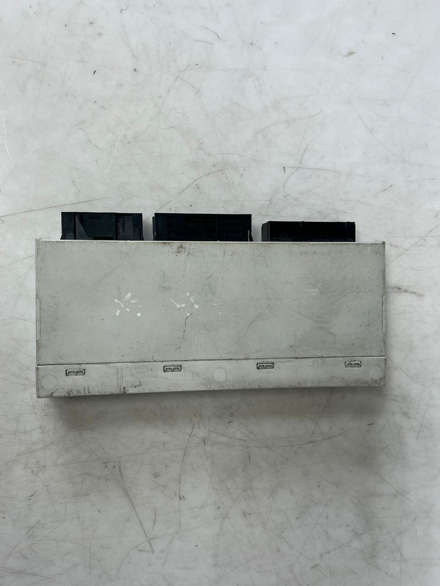 2008 BMW X3 E83 GM5 Body Control Module BCM 9161931 OEM