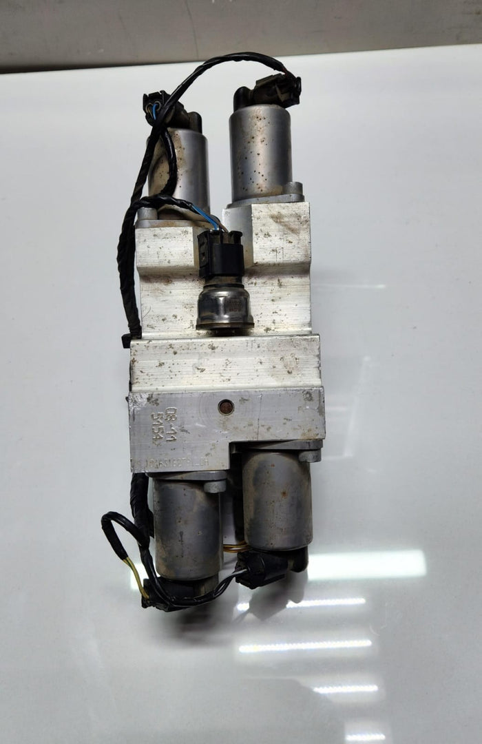 2007-2019 BMW X5 Valve Block Dynamic Drive 6794578 E70 E71 X6 M F15 F16 F85 OEM