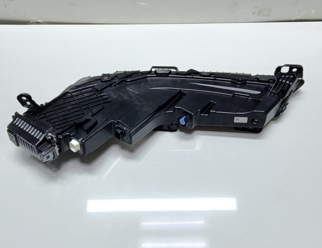 Genuine 2023-2025 BMW i7 Headlight Upper CRYSTAL 9879936 7 Series G70 i7 