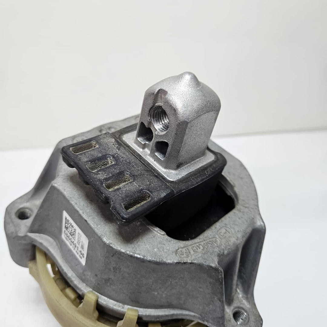2018-2023 BMW  5 Series G30 F90 B48B20 530e Engine Mount 6860491
