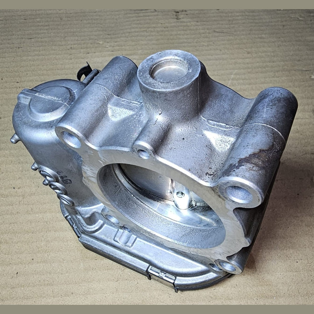 14-18 Mercedes-Benz GLA CLA A-Class OM270 Throttle Body Valve A270 1410025 OEM