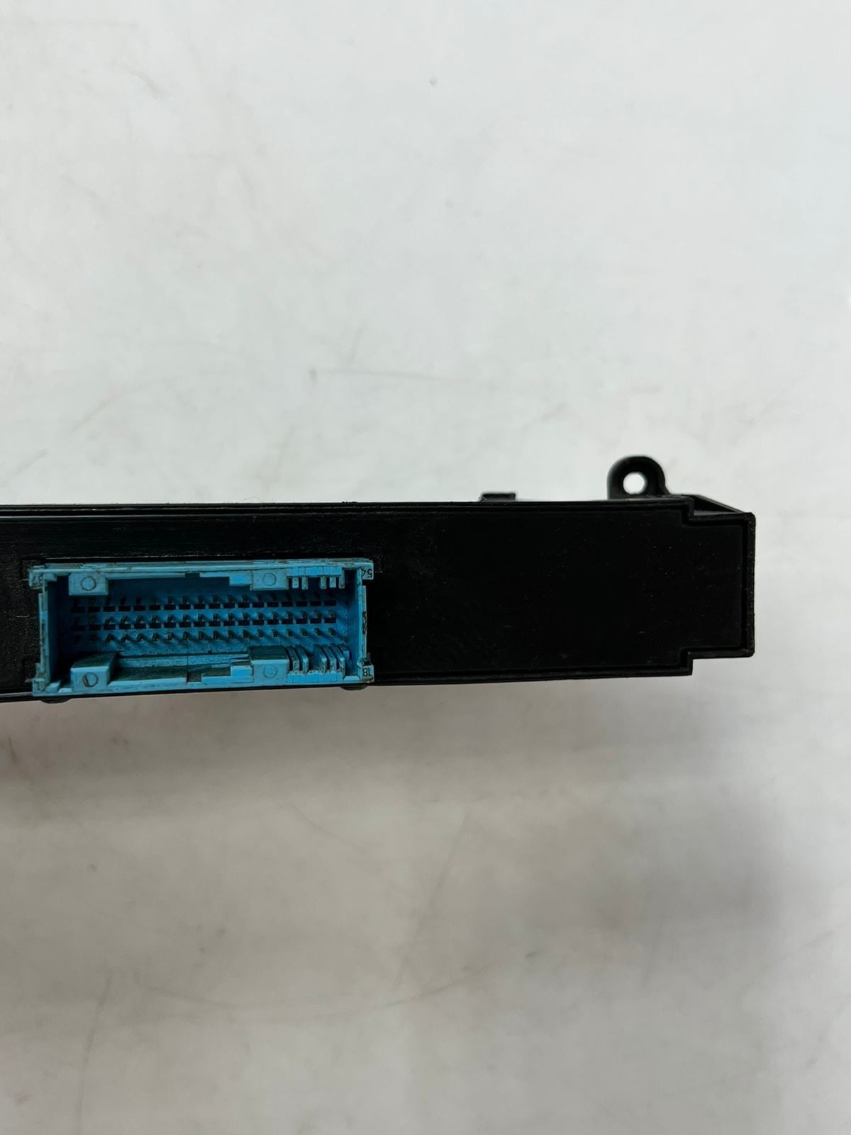 BMW E90 3 Series Electronic Junction Box JBE Body Control Module BCM 6983300 OEM
