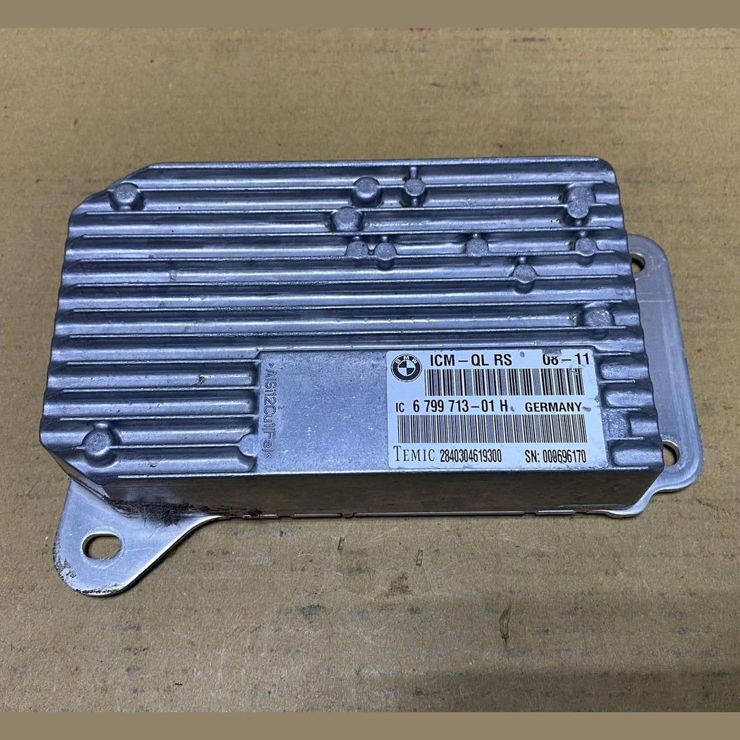 2011-2016 BMW 5 Series F10 and F11 550i xDrive Control Module 6799713 