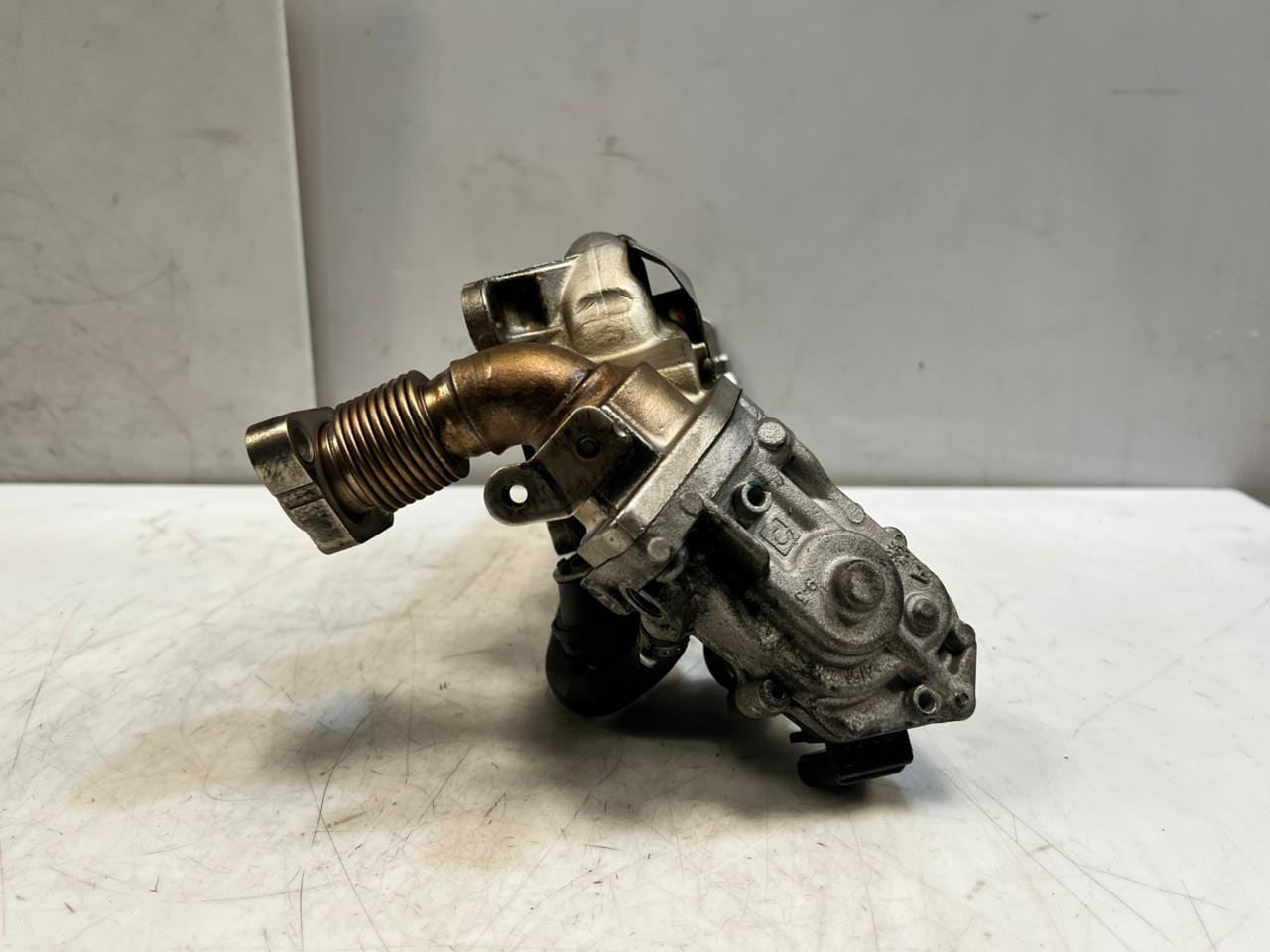 2010-2016 Mini Cooper Egr Cooler 8573897 MINI Cooper S F56 and MINI Countryman 