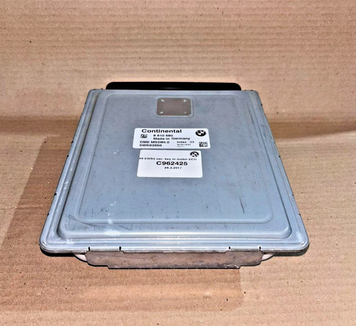 BMW 5 SERIES F02  F10 550I N63 ENGINE CONTROL UNIT  ECU KIT WITH KEY  8610680