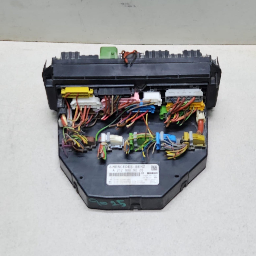 2014 Mercedes-Benz E300 Front Fuse Box Sam Control Unit A2129009025 W212 W204 