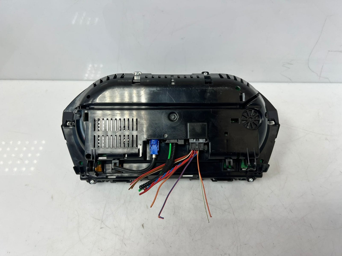 BMW 1 Series F52 sedan SPEEDOMETER Instrument Cluster 6843095 OEM