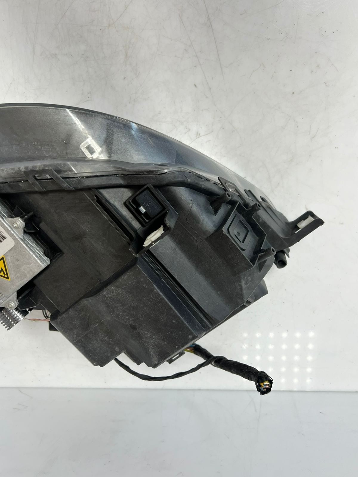 2005 BMW 645Ci 6 Series E63 Headlight AUTOMOTIVE LIGHTING Assembly 7165795 OEM