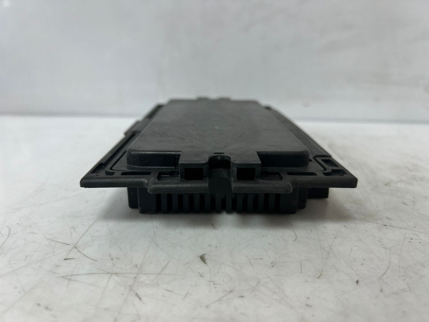 2009 BMW X5 E70 FRM3R J590B DOT SEA Footwell Module 9230434 OEM