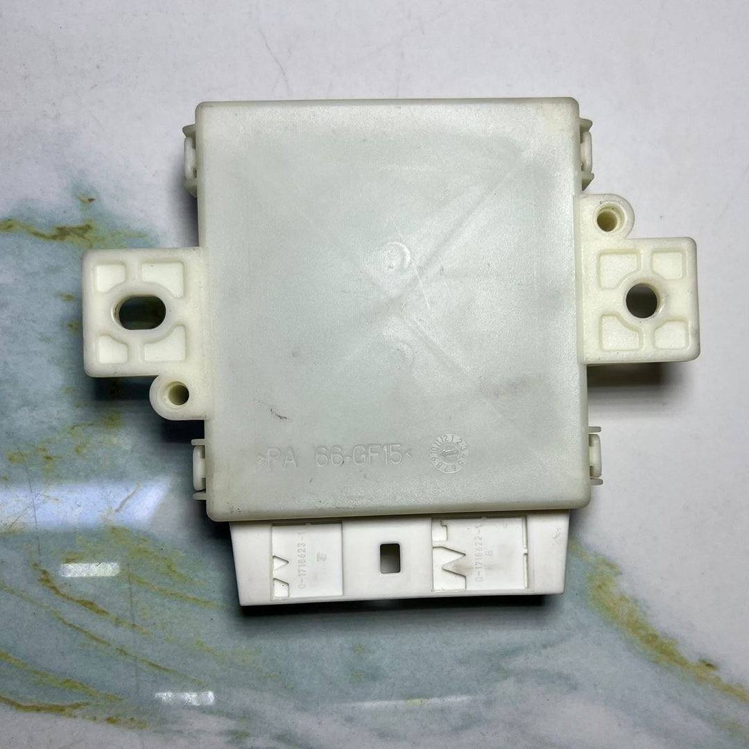 Mercedes Parking PDC Control Unit A2129007202 E-Class W212 E63 AMG