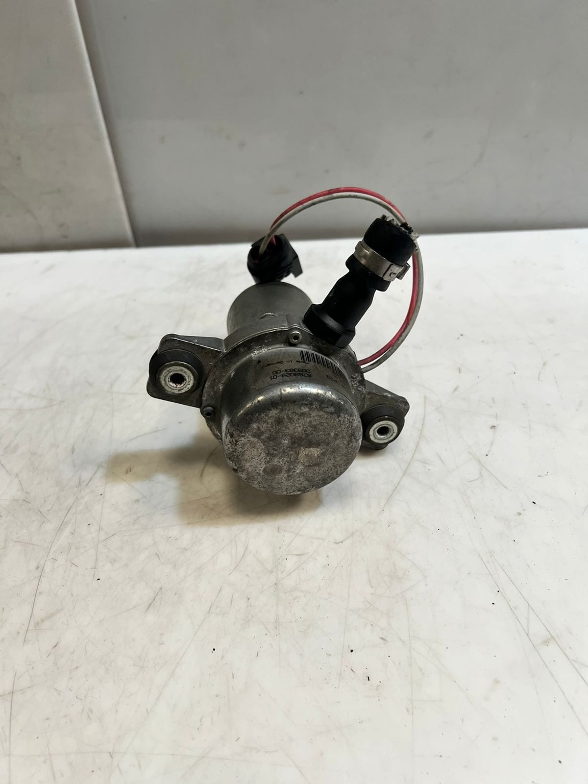 2006-2010 BMW M6 E63 E64 E60 M5 Brake BOOSTER Vacuum Pump 6769029 OEM