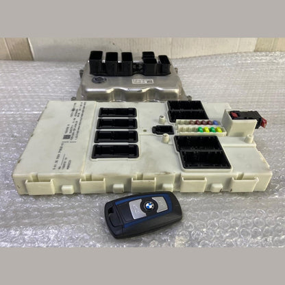 OEM BMW F22 N20 ENGINE CONTROL UNIT DME ECU SET 8631725 BOSCH