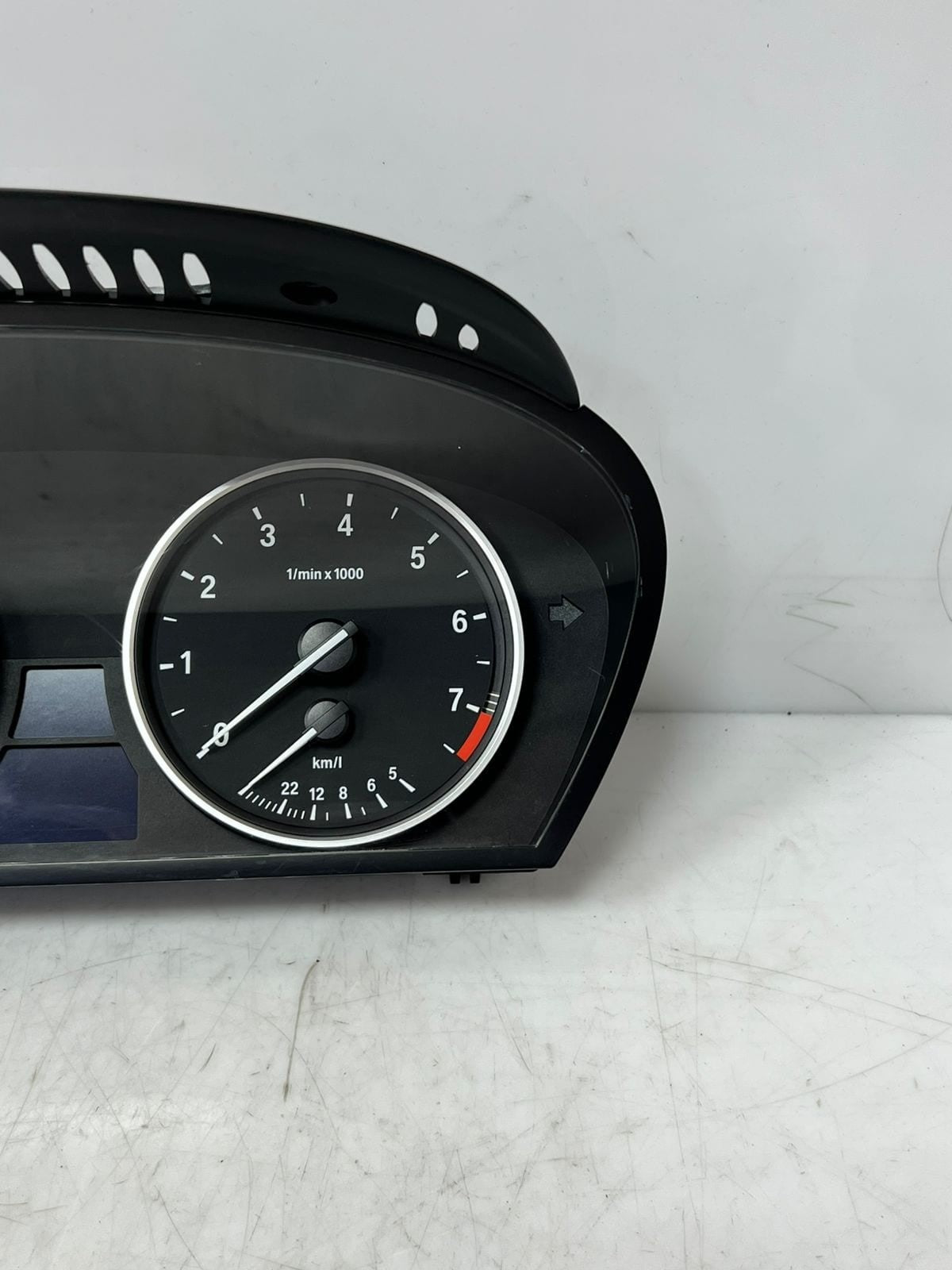 2003-2010 BMW 525i 5-Series E60 E61 SPEEDOMETER Instrument Cluster 9177260 OEM