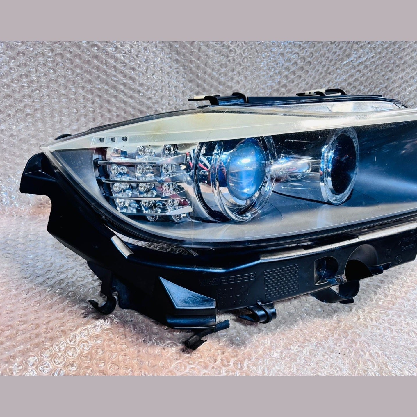 Bmw 3 Series E90 320i 330i 328i 2010 Lci RHS Headlight Xenon 7202586