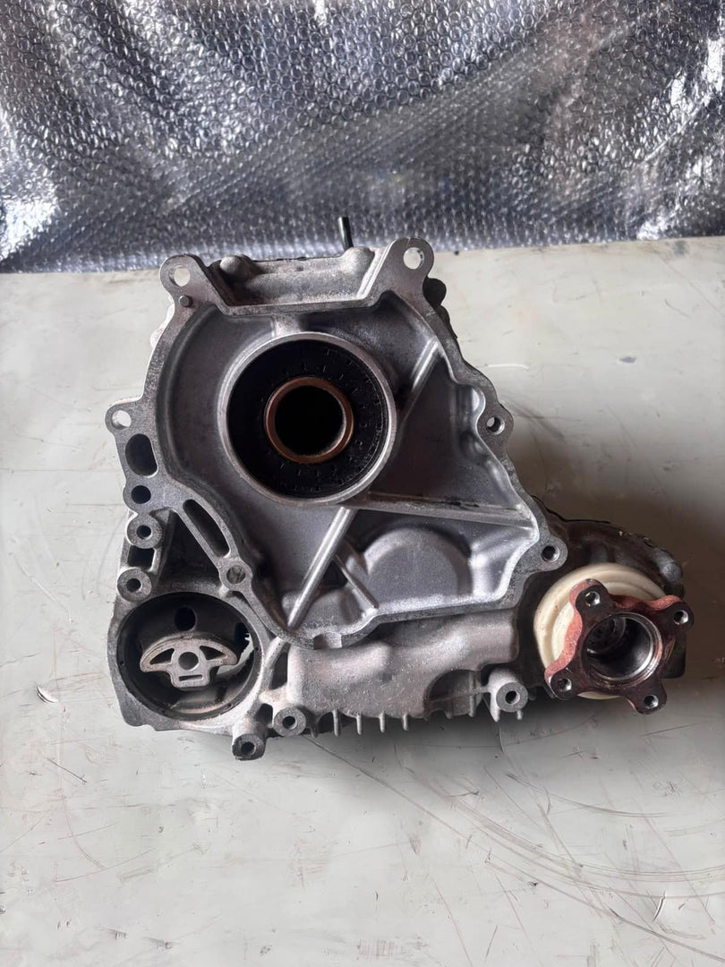 2012-2015 BMW X1 Transfer Case 7639270 X1 E84 OEM ATC 35 L