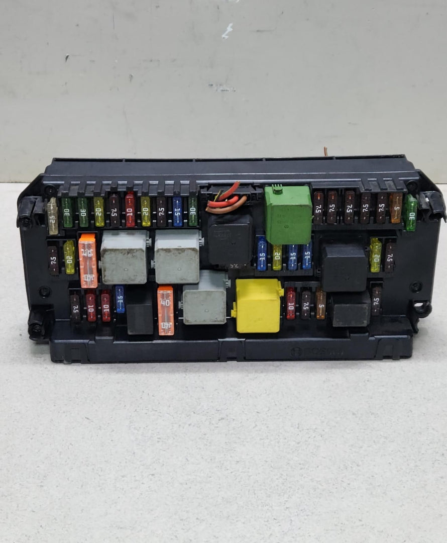 2012-16 Mercedes E200 Front SAM Fuse Box Control Module A2129004911 E-Class W212