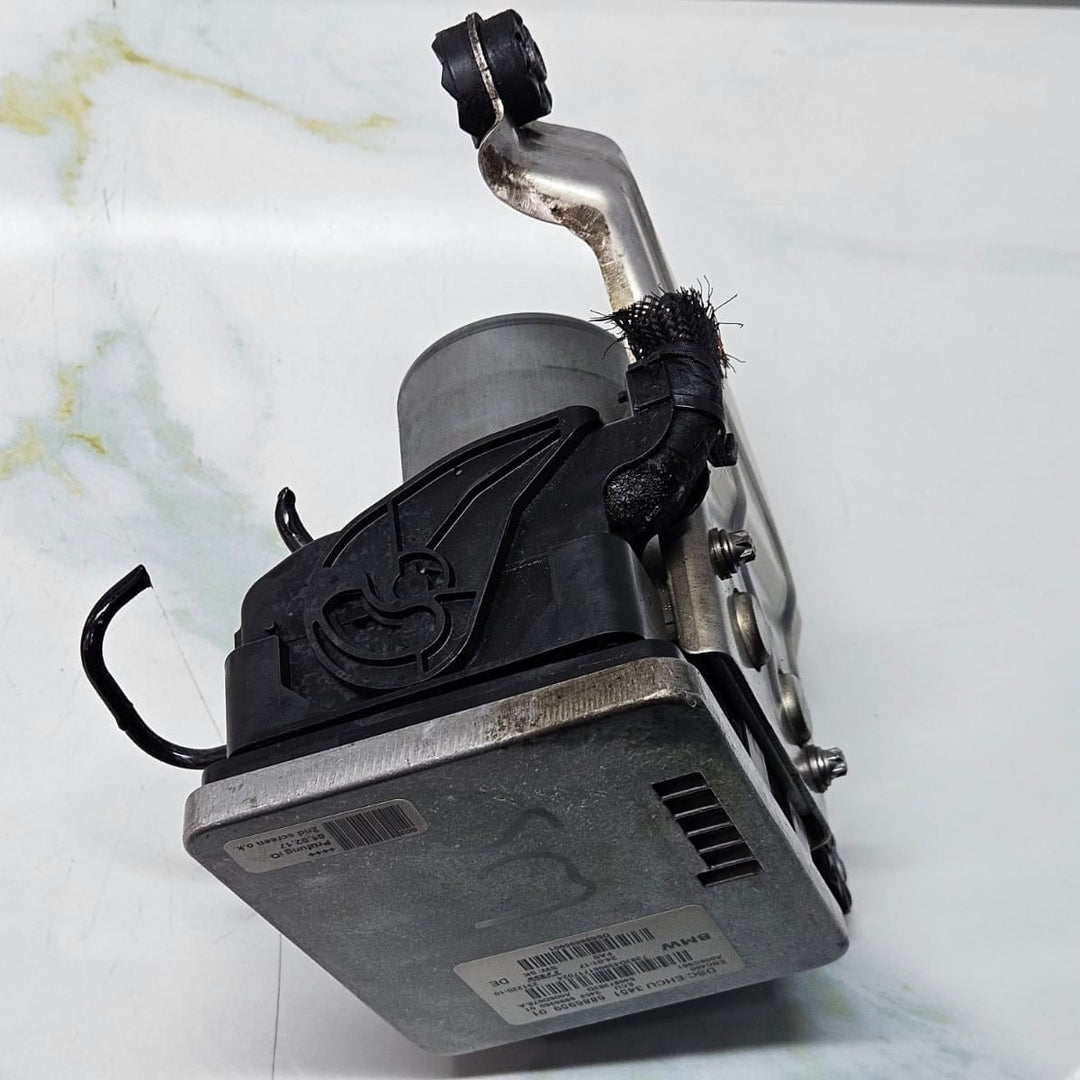 2007-2009 BMW 328i G11 G12 G30 ABS Anti Lock Brake Module & Pump 6886959 OEM