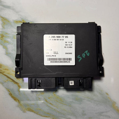 Mercedes-Benz W205 Drivetrain Control Unit A 205 900 77 05