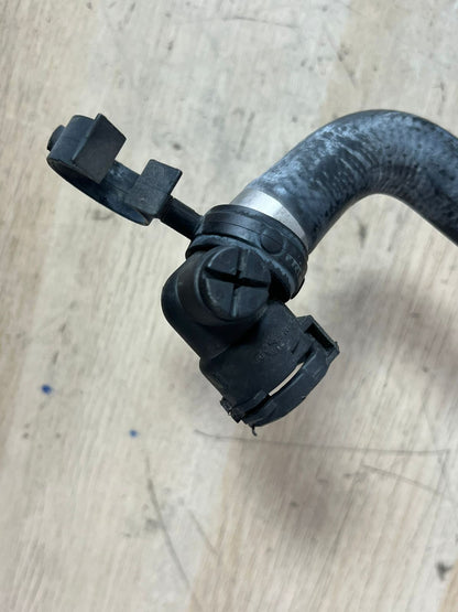 BMW 3 Series E90 E91 E92 E93 Engine coolant pipe Radiator Hose 17127531768 