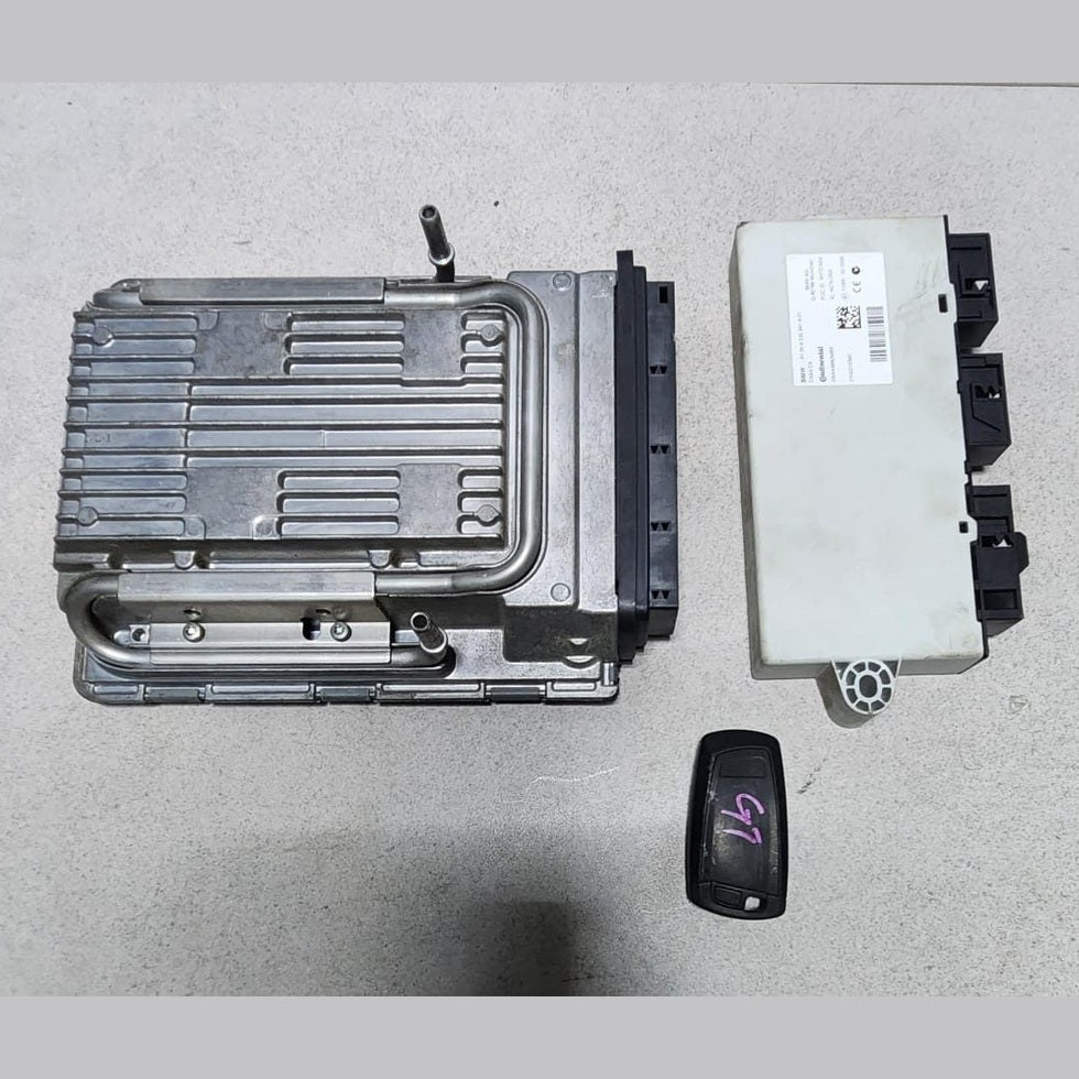 2009-2015 BMW 750i Engine Control Module 7609670 N63 V8 4.4 ECU SET F02
