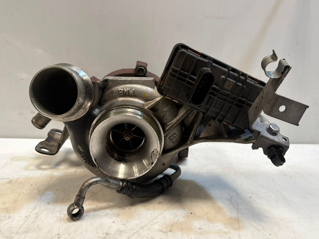 BMW 3 Series F30 F31 F10 F11 N47 N47D20C 320d and 520d Turbocharger 8519475 