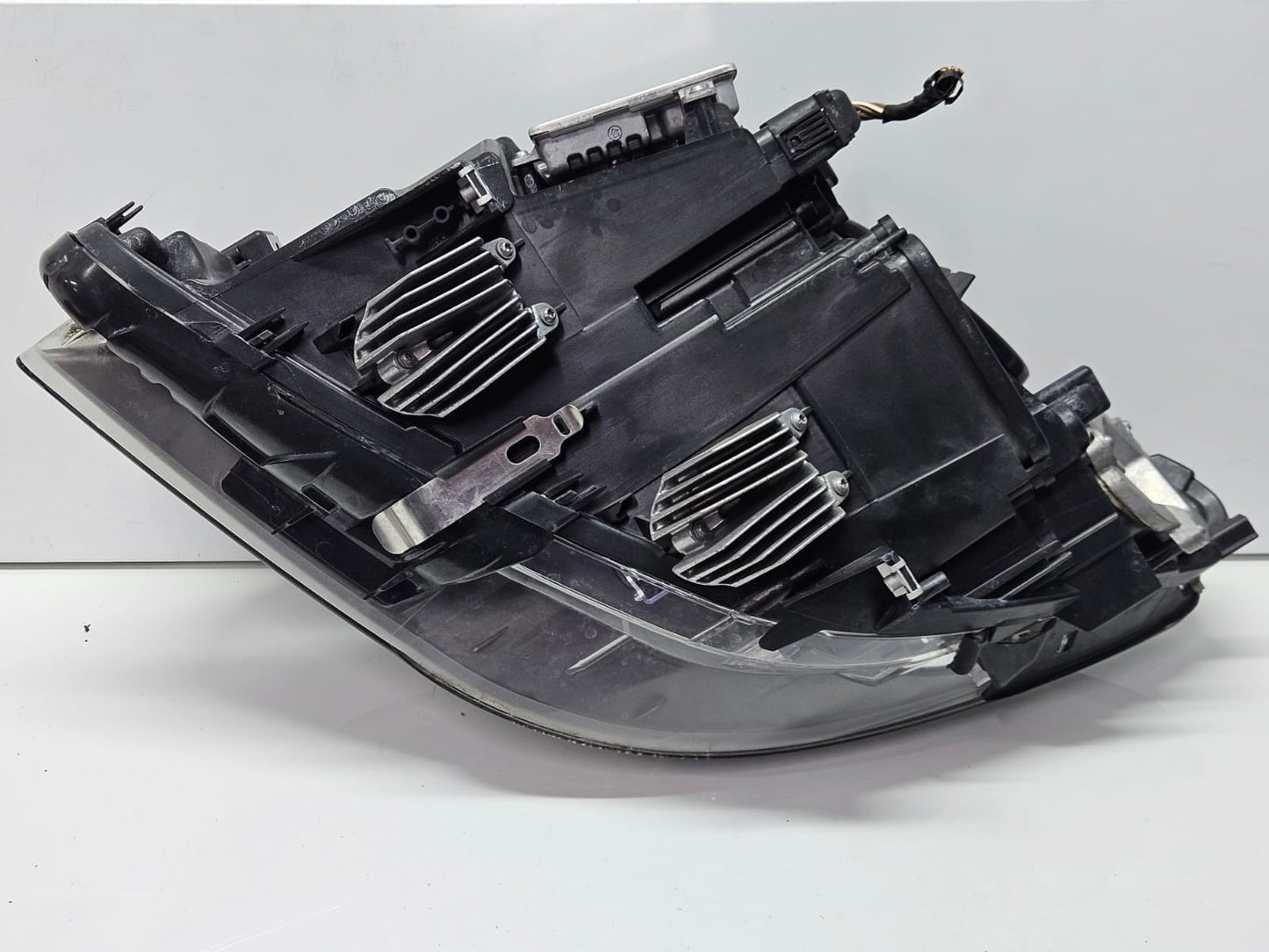 7203254-2009-13 BMW F10 F11 5 Series pre-LCI Adaptive Xenon Headlight Right OEM