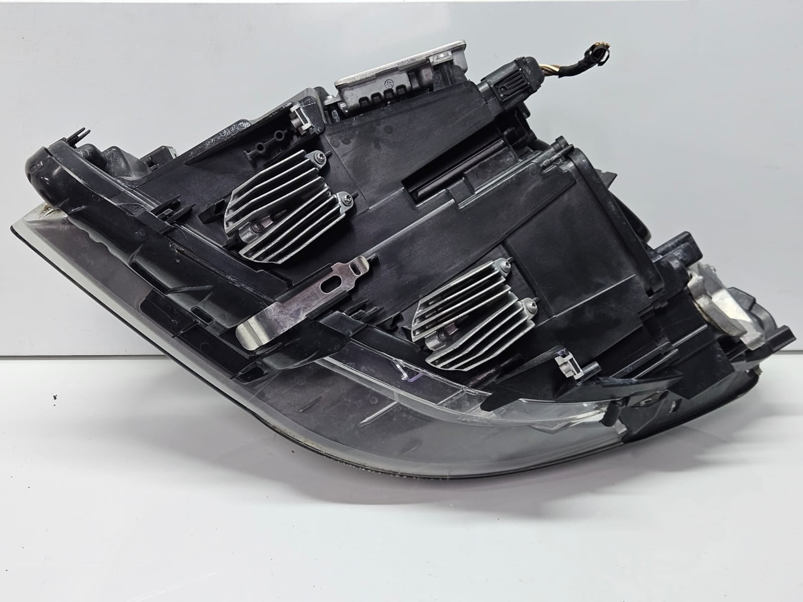 7203254-2009-13 BMW F10 F11 5 Series pre-LCI Adaptive Xenon Headlight Right OEM