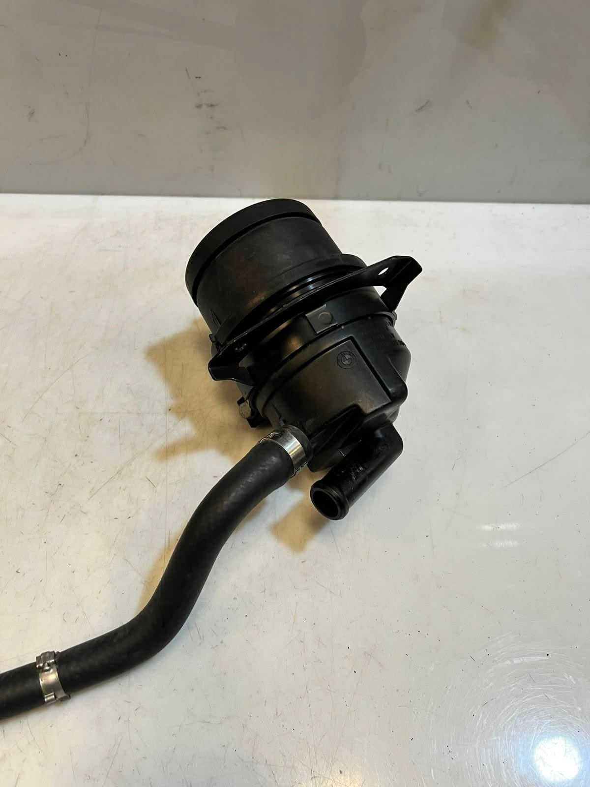 BMW 328i E81 E87 E90 E92 F06 F13 F12 F10 Power Steering Fluid Reservoir 6767161