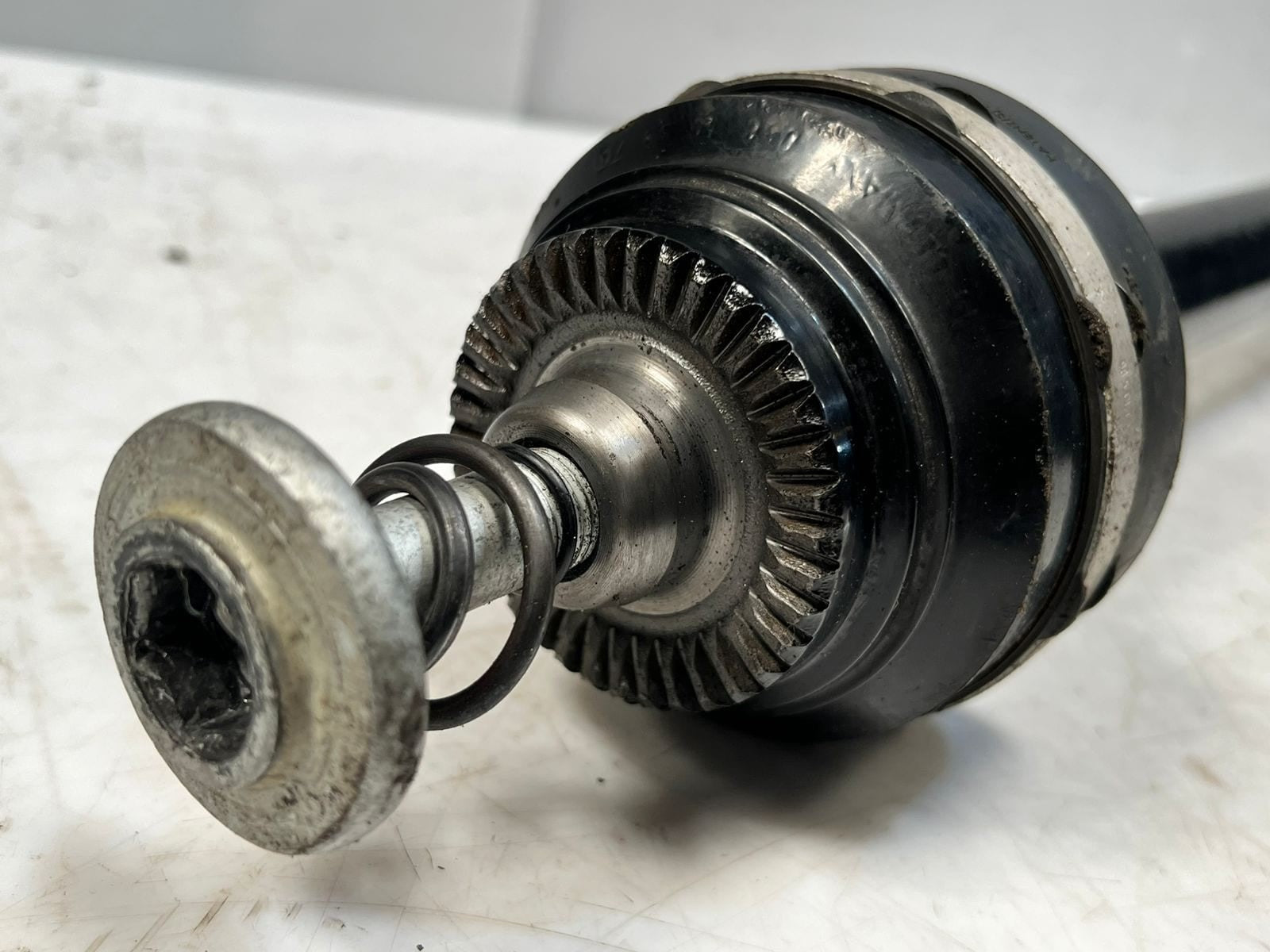 BMW M850iX 8 Series G14 G15 N63B Drive Shaft Output Shaft Rear Left 8689577 OEM