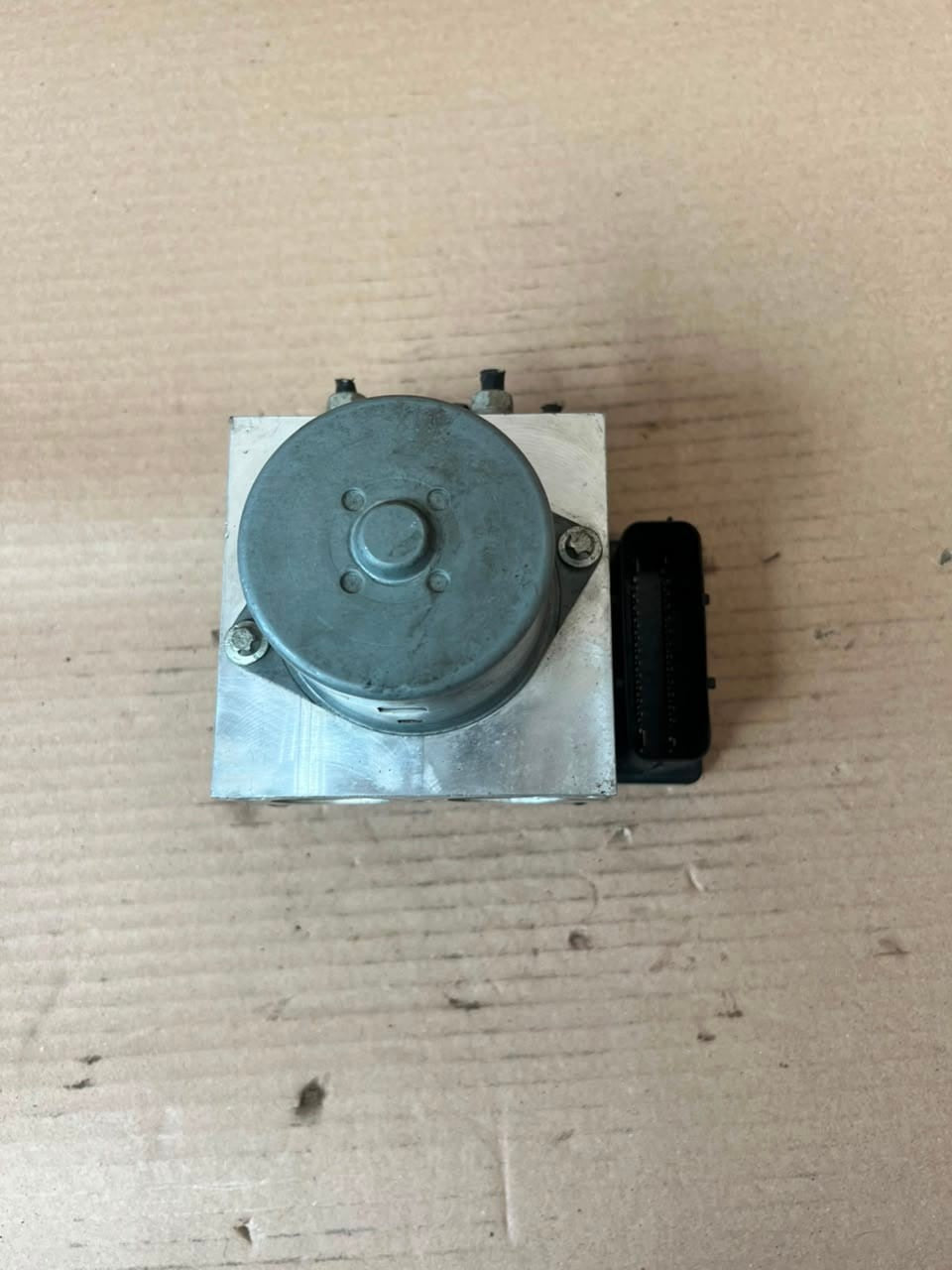 Mini Cooper R55 R56 R57 R60 LCI ABS/DSC Pump Hydraulic Braking Unit 6874551
