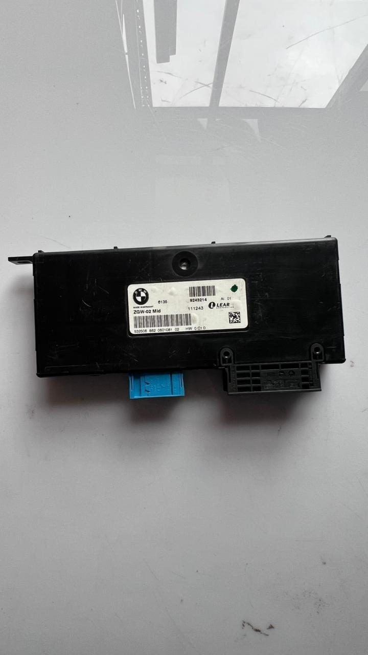 2011-17 BMW X3 Central Gateway Module Control Unit 9243214 F25 X4