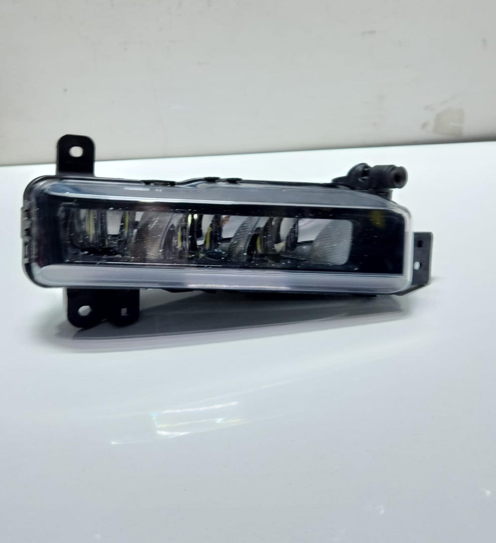 2022 BMW X6 Front Fog Light 8089525 G06 3 Series G20 G21