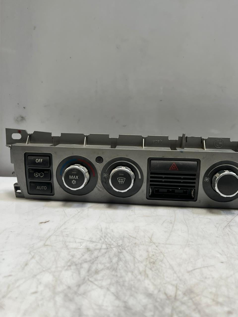 2006 BMW 7 Series E65 E66 750i E67 760 745 AC Climate Control Unit 6970458 OEM