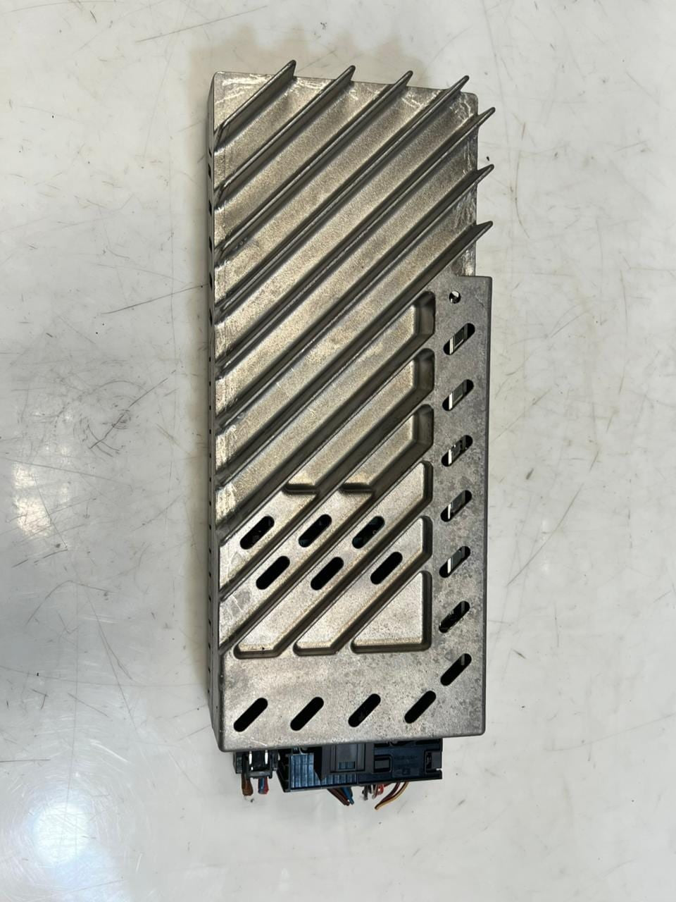 2010-2015 BMW 750i 7' F01 F02 F03 F04 HARMAN xDrive Audio Amplifier 9320144