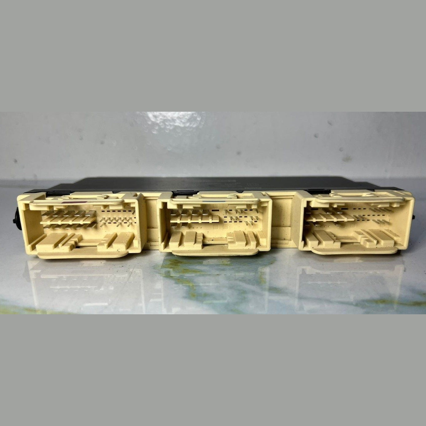 2016-2023 Mercedes-Benz GLC300 Control Unit A 205 900 77 27