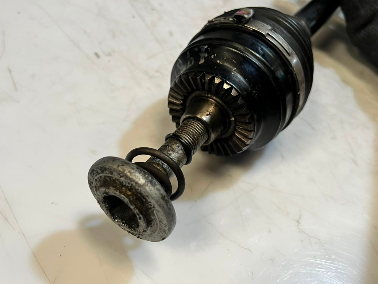 2016-2020 BMW X1 F48 Rear Drive Shaft AXLE 7646867 OEM