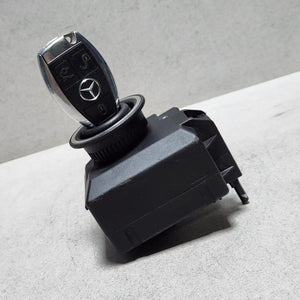 2010-2014 Mercedes-Benz C250 Ignition Switch A2075450108 W204 C300 C350 W212