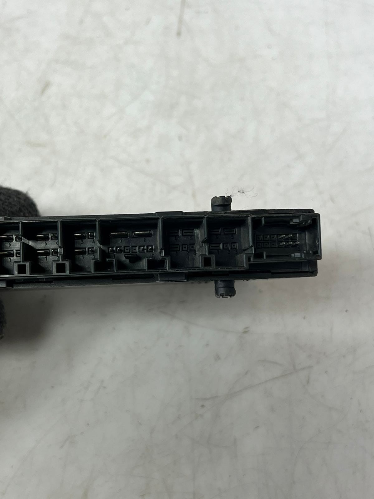 BMW 5' E60 528i 7' E66 E65 Seat Control Module Front Right Electric 9148256 OEM